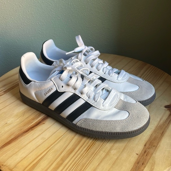 adidas Shoes - Sambas